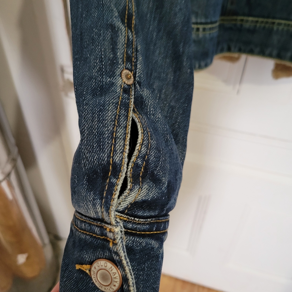 Old Navy Women's Blue Denim Sherpa Jacket - Picture 5 of 7